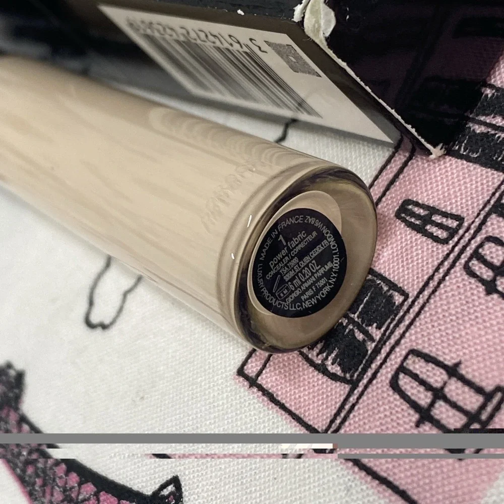 Giorgio Armani Power Fabric High Coverage Concealer # 1 Damaged Box